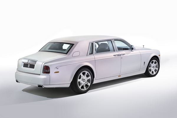 La Rolls-Royce Phantom Serenity repousse les limites du luxe automobile personnalisé