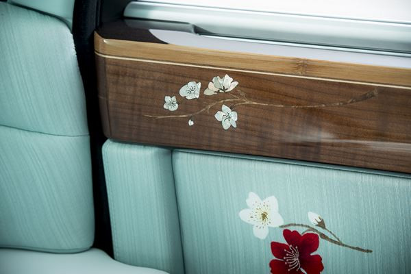 La Rolls-Royce Phantom Serenity repousse les limites du luxe automobile personnalisé