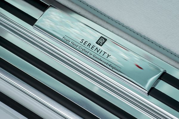 La Rolls-Royce Phantom Serenity repousse les limites du luxe automobile personnalisé
