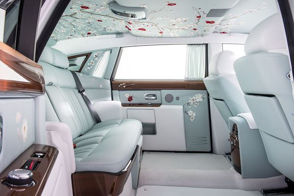 La Rolls-Royce Phantom Serenity repousse les limites du luxe automobile personnalisé