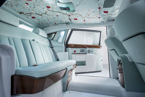 La Rolls-Royce Phantom Serenity repousse les limites du luxe automobile personnalisé
