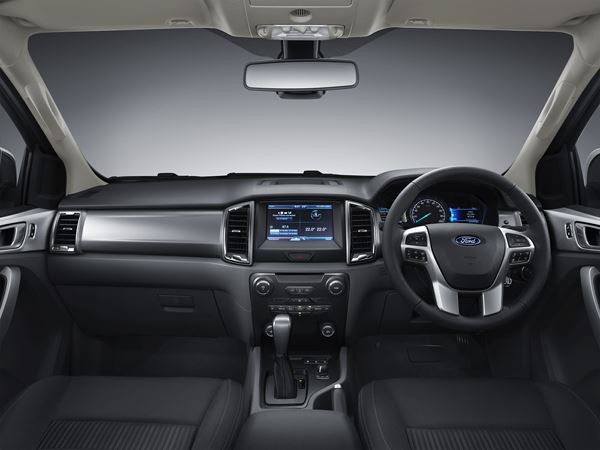 Le Ford Ranger adopte un nouveau design et des technologies avancées