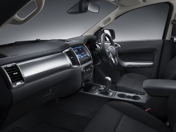 Le Ford Ranger adopte un nouveau design et des technologies avancées