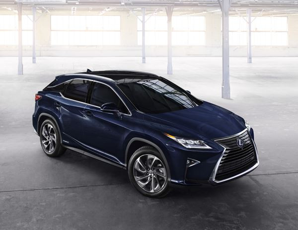 Le Lexus RX de quatrième génération adopte un style audacieux