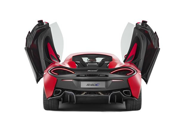 La McLaren 540C Coupé abat le zéro à 100 km/h en 3,5 secondes