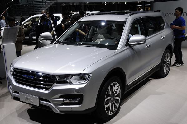 Le 16ème salon automobile de Shanghai ouvre ses portes au public