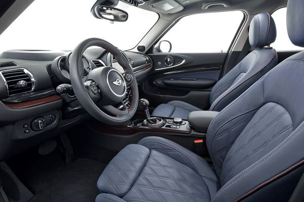 Le Mini Clubman se réinvente en modèle fonctionnel et stylé