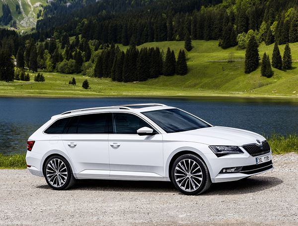 La nouvelle Skoda Superb Combi offre un vaste espace intérieur
