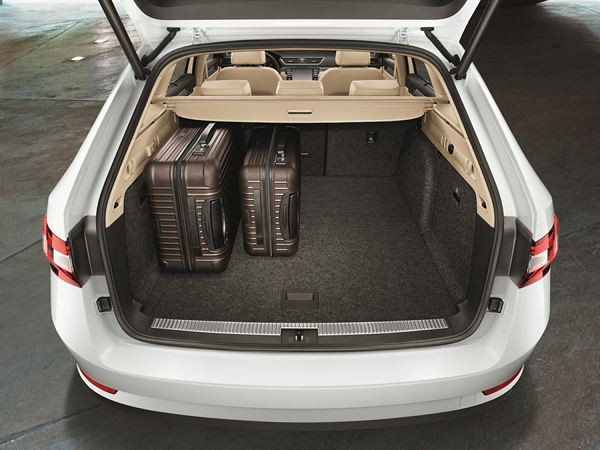 La nouvelle Skoda Superb Combi offre un vaste espace intérieur