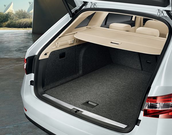 La nouvelle Skoda Superb Combi offre un vaste espace intérieur