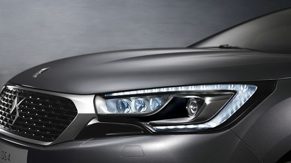 La DS 4 prend un nouveau départ