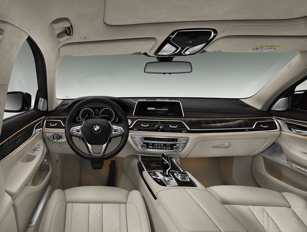 La nouvelle BMW Série 7 se distingue par des innovations techniques