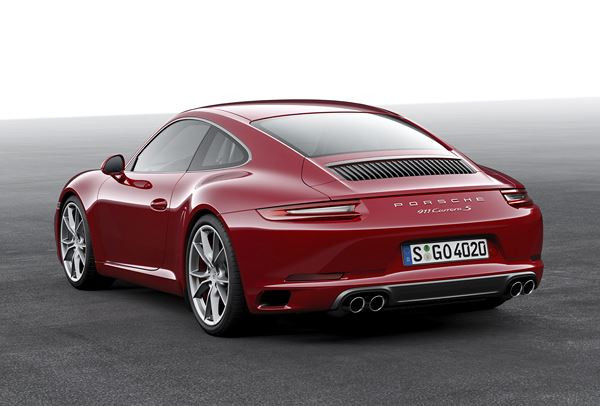 La nouvelle Porsche 911 Carrera s’apprête à prendre le relais