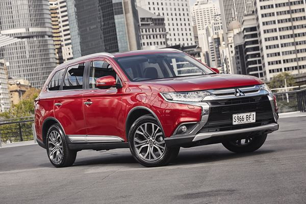 Le crossover Mitsubishi Outlander s'offre une refonte complète