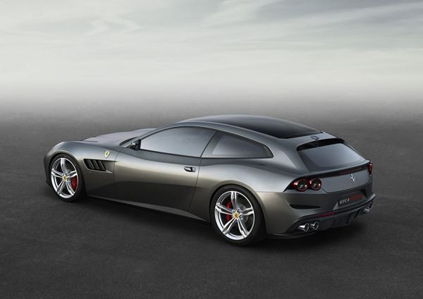 La Ferrari GTC4Lusso intègre le système de direction des roues arrière