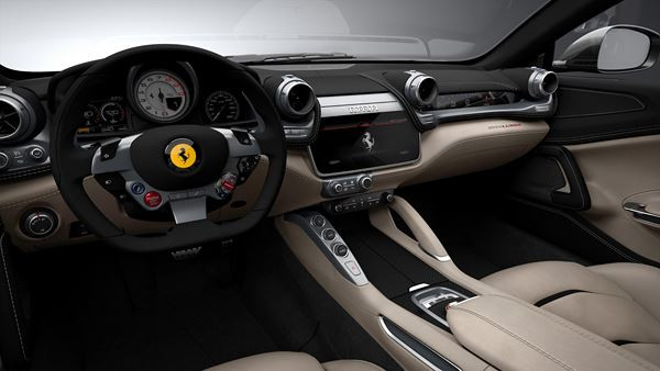La Ferrari GTC4Lusso intègre le système de direction des roues arrière