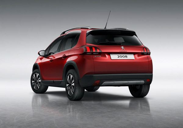 La Peugeot 2008 restylée s’habille d’un design affirmé de SUV