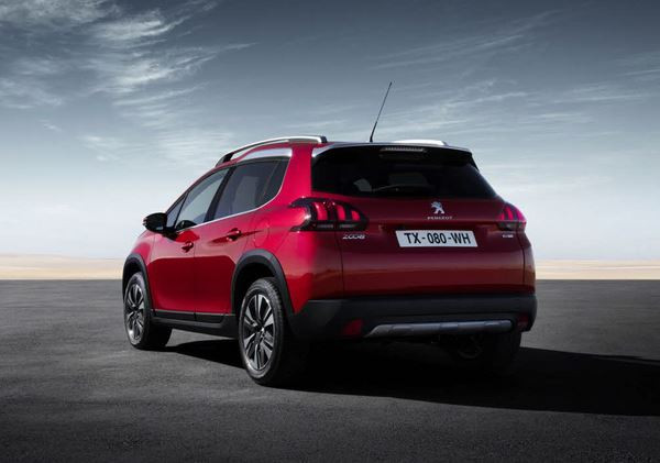 La Peugeot 2008 restylée s’habille d’un design affirmé de SUV