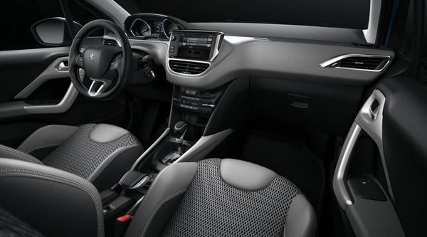 La Peugeot 2008 restylée s’habille d’un design affirmé de SUV