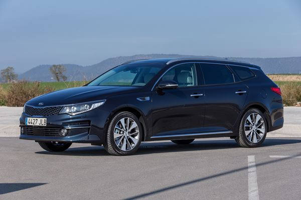 La variante break de la Kia Optima SW embarque un chargement de 553 litres