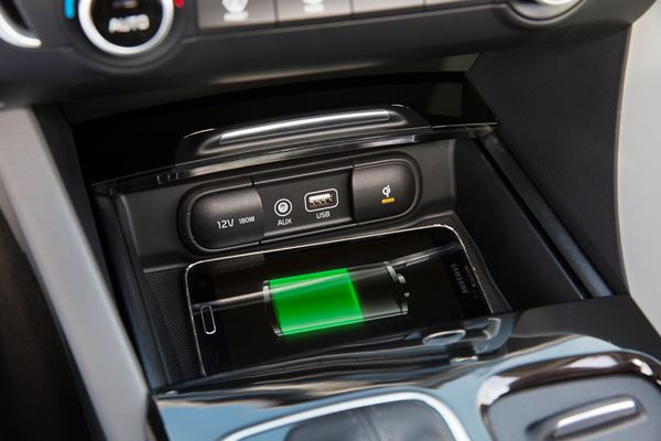 La variante break de la Kia Optima SW embarque un chargement de 553 litres