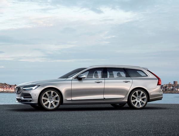 Le break Volvo V90 franchit un cap en terme d’esthétique