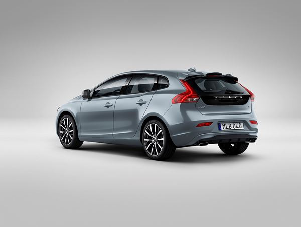 La Volvo V40 arbore une nouvelle face avant et des signes distinctifs