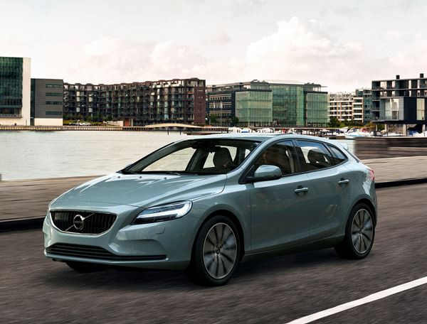 La Volvo V40 arbore une nouvelle face avant et des signes distinctifs