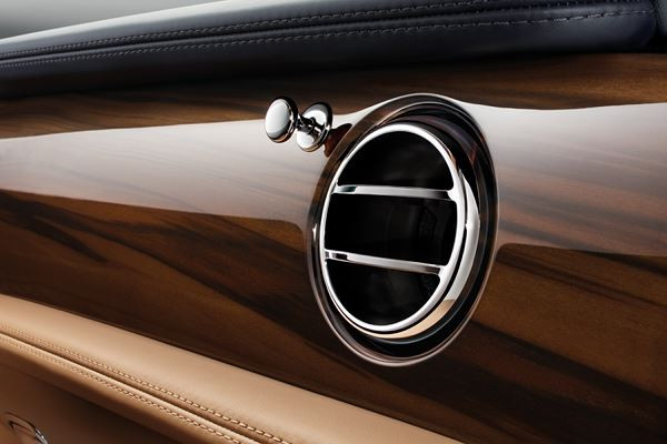 La limousine de luxe Bentley Mulsanne reçoit des modifications stylistiques