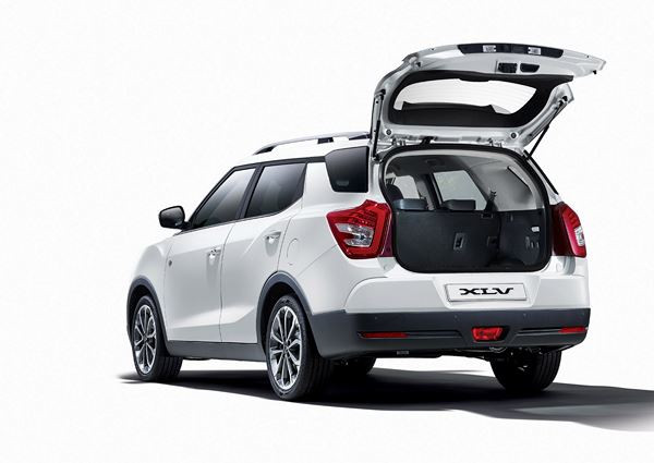 SsangYong XLV: une version rallongée du SUV urbain Tivoli