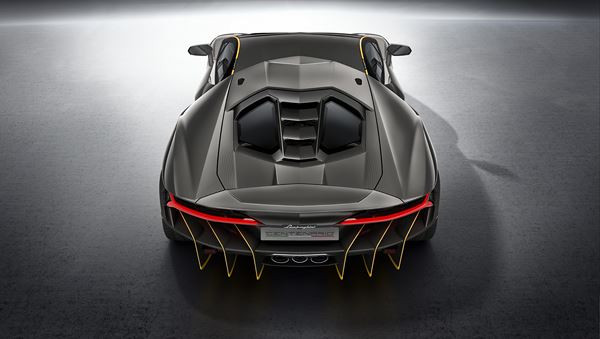 La super-sportive Lamborghini Centenario embarque un V12 de 770 ch