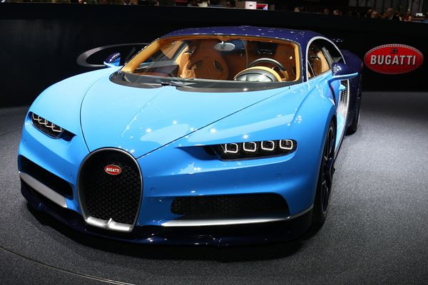 La supercar de l’extrême Bugatti Chiron développe une puissance de 1 500 ch