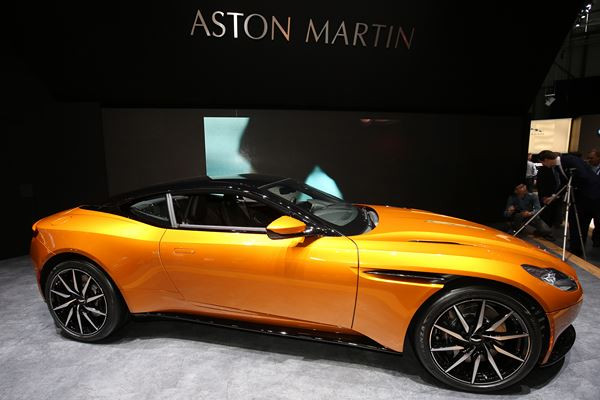 Dans les allées de la 86ème édition du salon de l'automobile de Genève