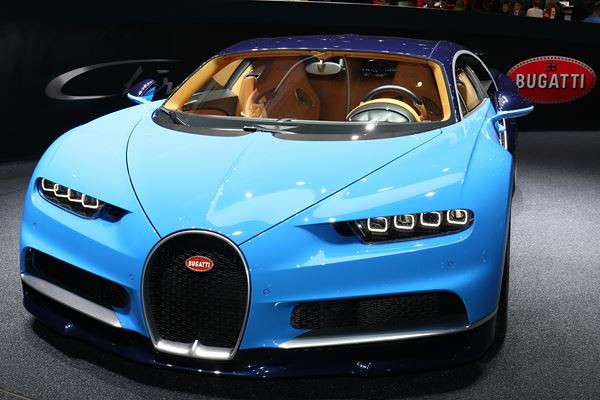 Dans les allées de la 86ème édition du salon de l'automobile de Genève