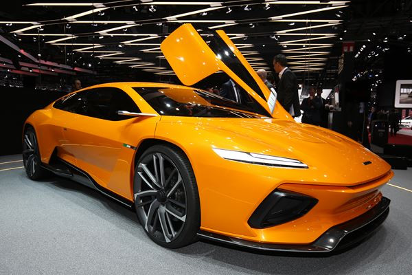 Dans les allées de la 86ème édition du salon de l'automobile de Genève