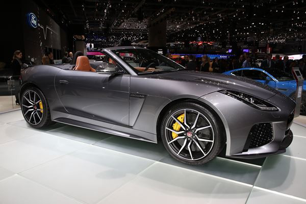 Dans les allées de la 86ème édition du salon de l'automobile de Genève