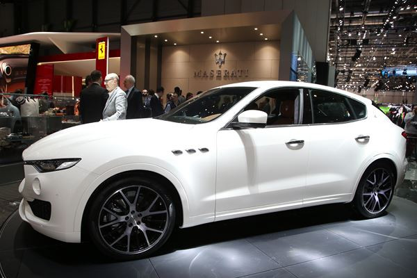 Dans les allées de la 86ème édition du salon de l'automobile de Genève