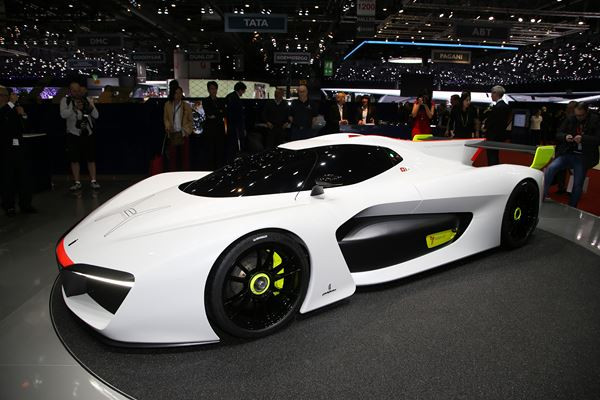 Dans les allées de la 86ème édition du salon de l'automobile de Genève