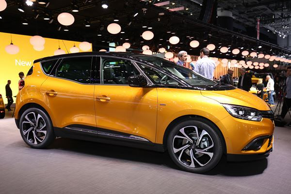 Dans les allées de la 86ème édition du salon de l'automobile de Genève