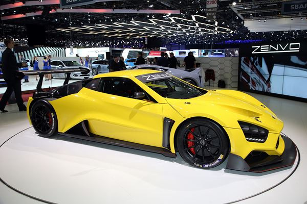 Dans les allées de la 86ème édition du salon de l'automobile de Genève