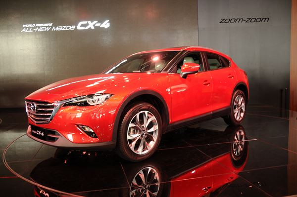 Dans les allées du salon de l'automobile de Pékin 2016