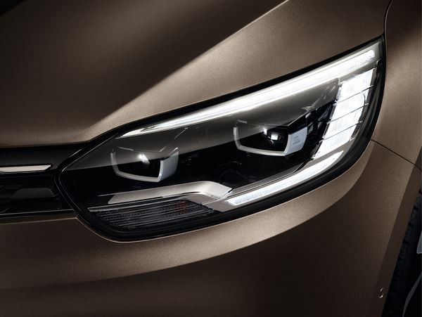 Le Renault Grand Scenic fait sa révolution design