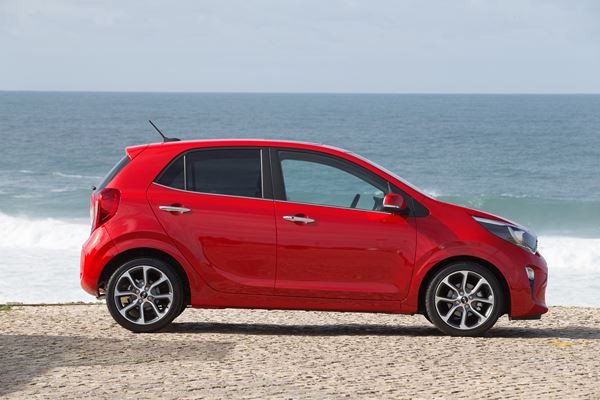 La troisième génération de la mini-citadine Kia Picanto affiche un caractère plus affirmé