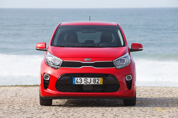La troisième génération de la mini-citadine Kia Picanto affiche un caractère plus affirmé