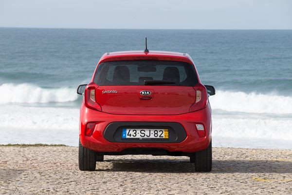 La troisième génération de la mini-citadine Kia Picanto affiche un caractère plus affirmé