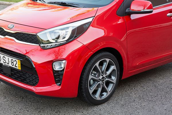 La troisième génération de la mini-citadine Kia Picanto affiche un caractère plus affirmé
