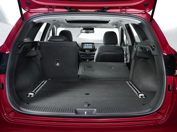 La déclinaison break de la Hyundai i30 s'offre une ligne de toit fuselée