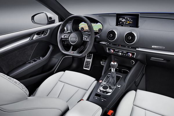 L’Audi RS 3 Sportback embarque un 2.5 TFSI cinq cylindres de 400 ch