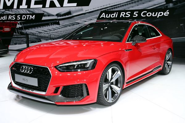 Dans les allées de la 87ème édition du salon de l'automobile de Genève