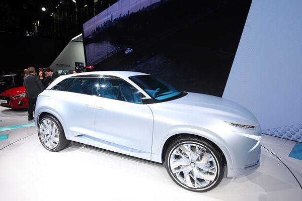 Dans les allées de la 87ème édition du salon de l'automobile de Genève
